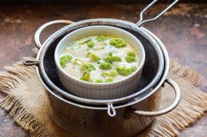 Омлет с брокколи на пару Омлет с брокколи на пару