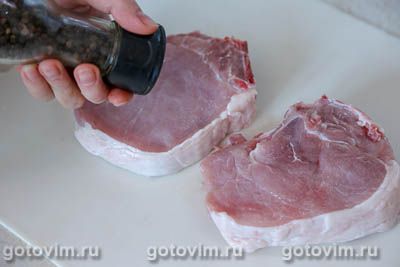 Свинина с баклажанами и сыром в духовке