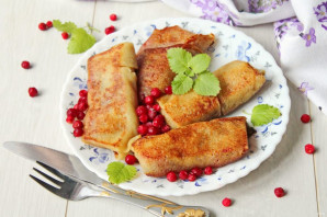 Блинчики с яблоком и брусникой Блинчики с яблоком и брусникой