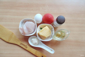 Салат с жареным яйцом и курицей Салат с жареным яйцом и курицей