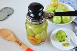 Рецепт маринованных зеленых помидоров Рецепт маринованных зеленых помидоров