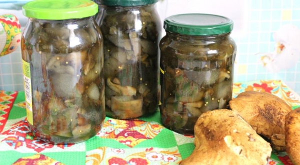 Маринованные моховики , пошаговый рецепт с фото Маринованные моховики , пошаговый рецепт с фото