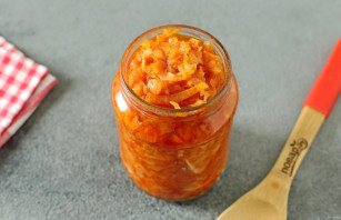 Капуста с томатной пастой на зиму