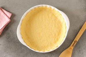 Кростата со сливами