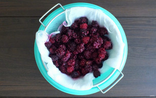 Ликер из ежевики Ликер из ежевики