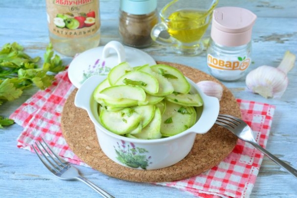Быстрая засолка кабачков в пакете