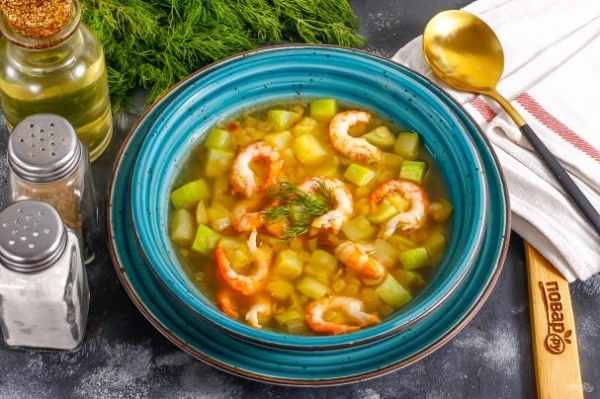 Суп из кабачков с креветками Суп из кабачков с креветками