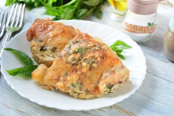 Курица с мятой в духовке