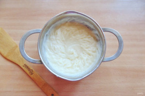 Шоколадный торт с кремом "Пломбир" Шоколадный торт с кремом "Пломбир"