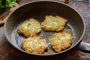 Оладьи из кабачков с беконом Оладьи из кабачков с беконом