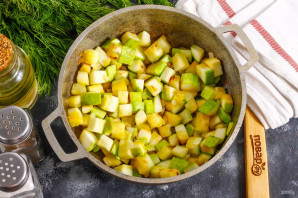 Суп из кабачков с креветками Суп из кабачков с креветками