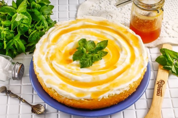 Бисквитный карамельный торт