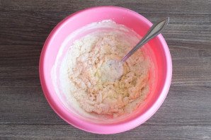 Творожный рулет с клюквой