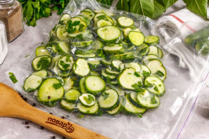 Малосольные огурцы в вакууме Малосольные огурцы в вакууме