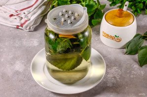 Компот из листьев вишни на зиму