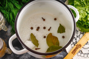 Маринованная свекла с ботвой Маринованная свекла с ботвой