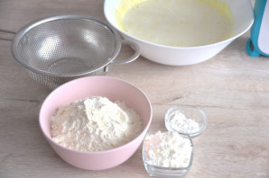 Торт "Птичье молоко" с малиной