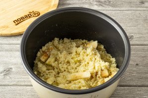 Пшенная каша с яблоком в мультиварке Пшенная каша с яблоком в мультиварке