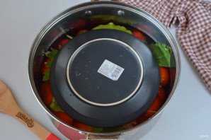 Помидоры квашеные на зиму Помидоры квашеные на зиму