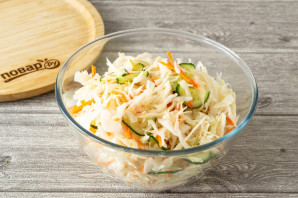 Вкусная маринованная капуста на зиму в банках Вкусная маринованная капуста на зиму в банках