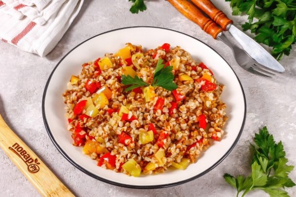 Гречка с болгарским перцем Гречка с болгарским перцем