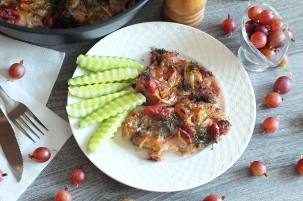 Свинина с крыжовником Свинина с крыжовником