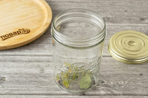 Вкусная маринованная капуста на зиму в банках Вкусная маринованная капуста на зиму в банках