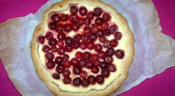 Тарт с творожно-сливочной начинкой и вишней, пошаговый рецепт с фото