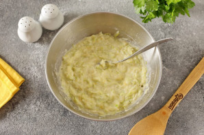 Рулет из кабачков с семгой и сыром Рулет из кабачков с семгой и сыром