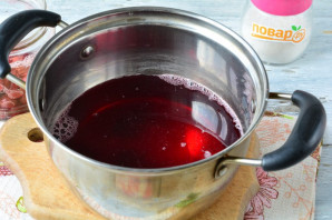 Компот из забродившей вишни Компот из забродившей вишни