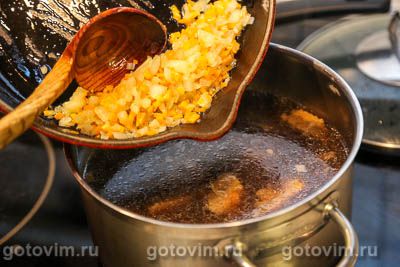 Шотландский суп с белыми грибами и перловкой Шотландский суп с белыми грибами и перловкой