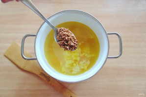 Гречневый суп с брокколи