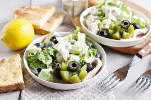 Салат с киви и курицей Салат с киви и курицей