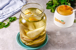 Компот из груши дички на зиму