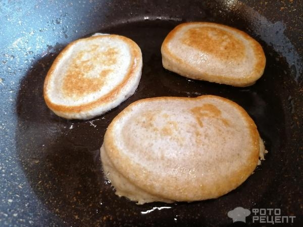 Рецепт: Оладьи из ржаной муки - Ржано-пшеничные на ацидофилине Рецепт: Оладьи из ржаной муки - Ржано-пшеничные на ацидофилине