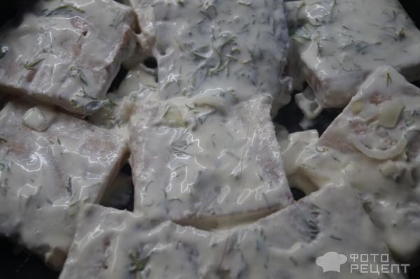 Рецепт: Запеченное филе минтая - в сметане с укропом Рецепт: Запеченное филе минтая - в сметане с укропом