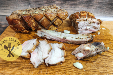 Сочная свинина в духовке, свиная грудинка одним куском Сочная свинина в духовке, свиная грудинка одним куском