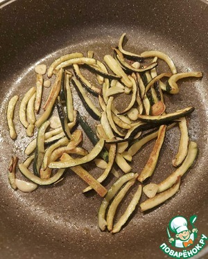 Спагетти с цуккини, лососем и Спагетти с цуккини, лососем и