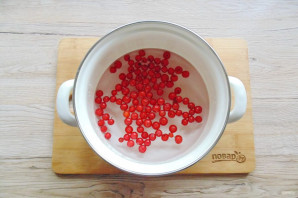 Грушевый компот с рябиной на зиму Грушевый компот с рябиной на зиму