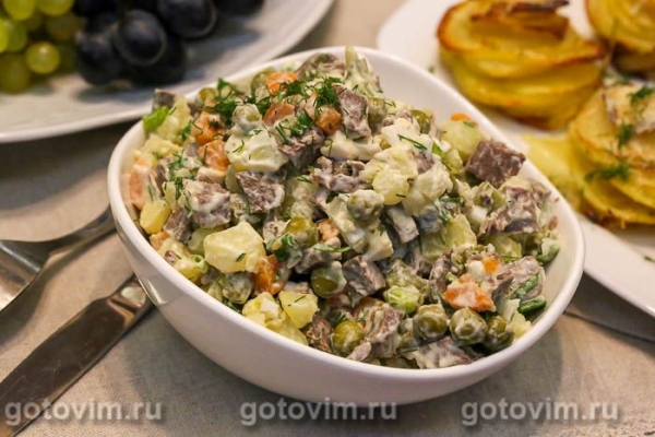 Салат Оливье с говяжьим сердцем