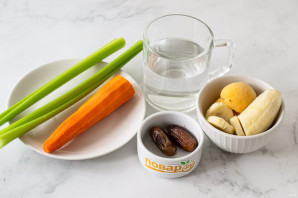 Смузи из сельдерея и моркови