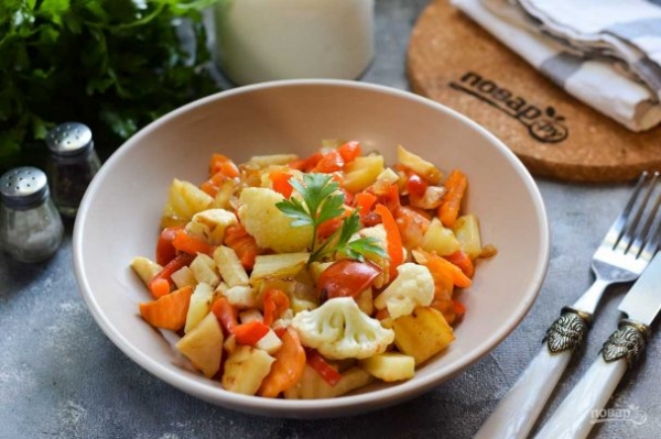 Овощное рагу с сельдереем Овощное рагу с сельдереем