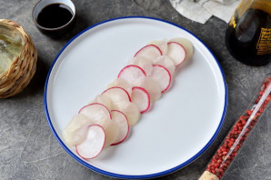 Карпаччо из гребешка Карпаччо из гребешка