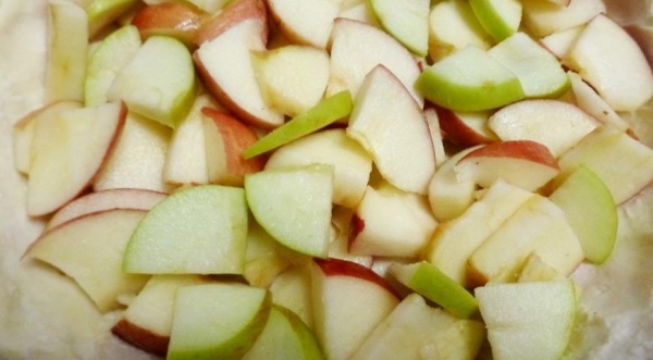 Яблочный пирог со сливочной заливкой, пошаговый рецепт с фото