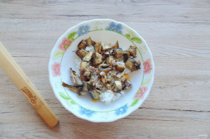 Салат из шпрот и кукурузы Салат из шпрот и кукурузы