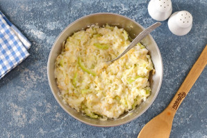 Запеканка из кабачков с рисом и фрикадельками Запеканка из кабачков с рисом и фрикадельками