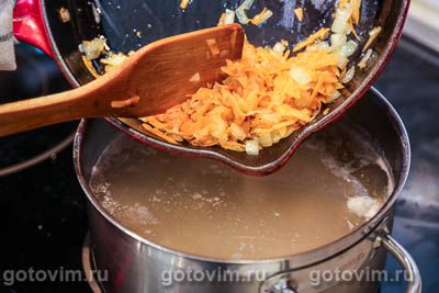 Куриный суп с мучной «подбойкой» (или жидким тестом) Куриный суп с мучной «подбойкой» (или жидким тестом)