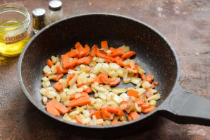 Суп из чечевицы с мятой Суп из чечевицы с мятой