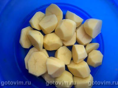 Куриная печень с кабачками, картофелем и паприкой Куриная печень с кабачками, картофелем и паприкой