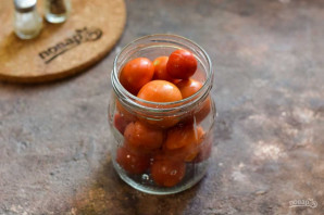 Помидоры "Под снегом" без уксуса Помидоры "Под снегом" без уксуса